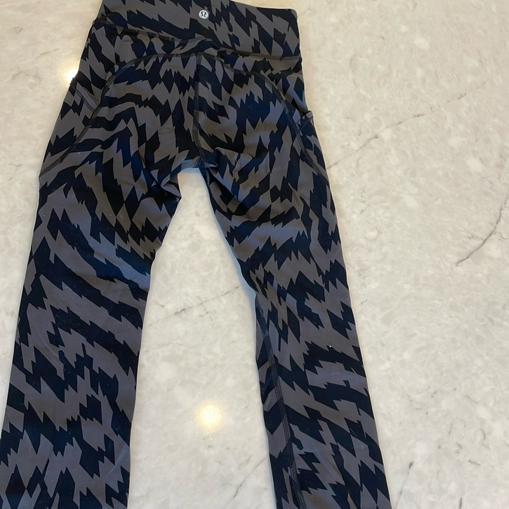 7/8 length Lululemon leggings.